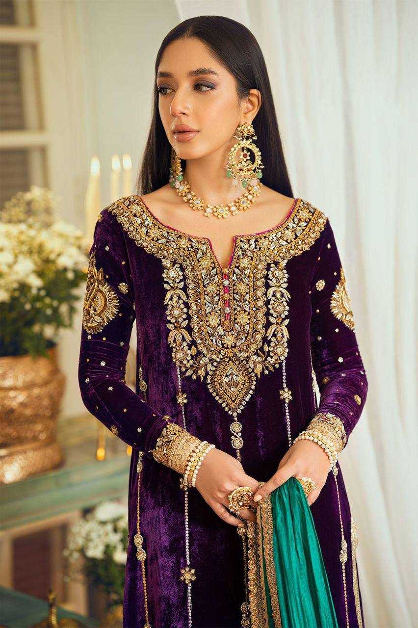 Pakistani Embroidered Velvet Ladies Silk Palazzo Suit