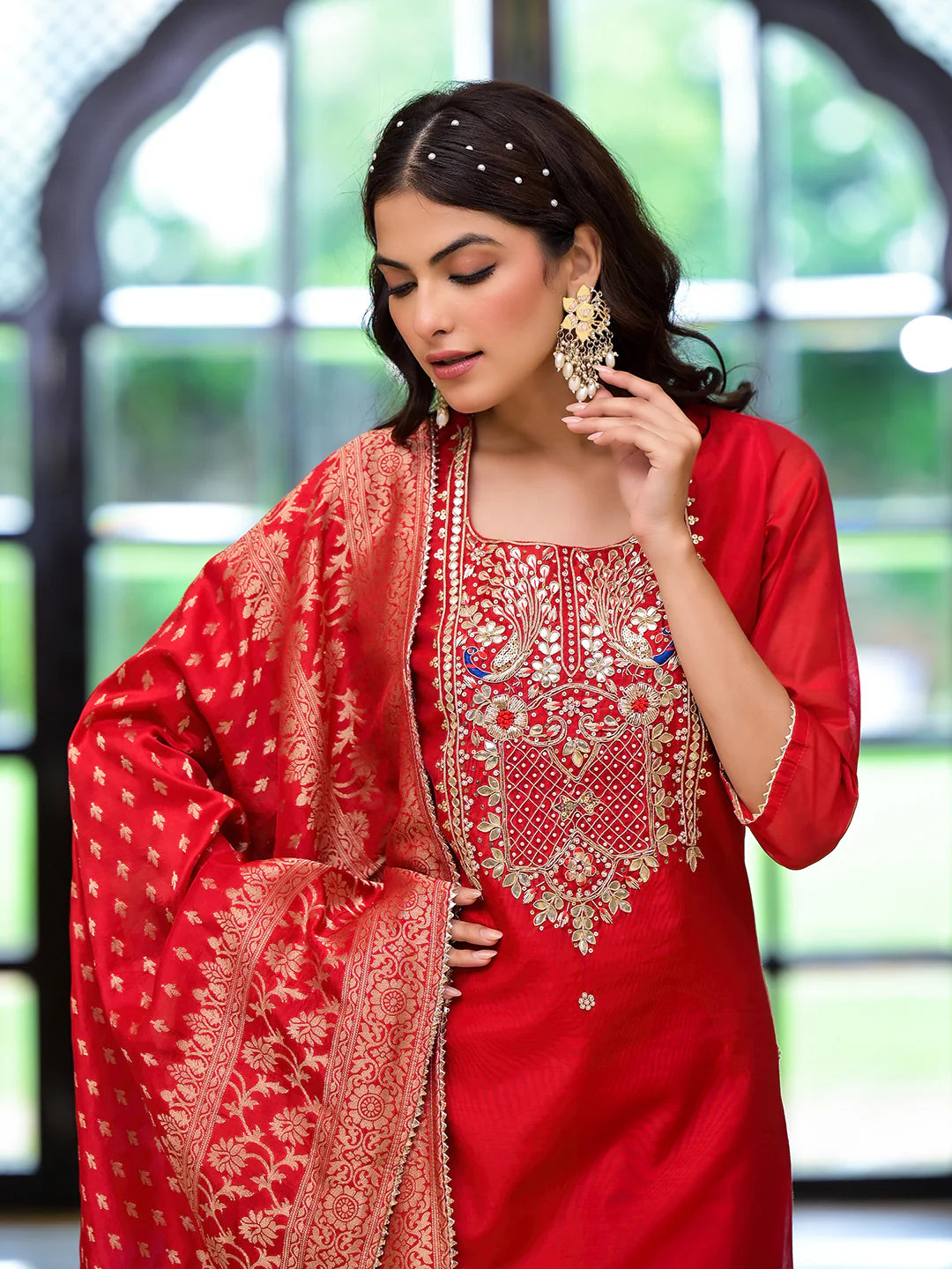 Sartaj Red Embroidered Chanderi Silk Kurta pants with Banarashi Dupatta