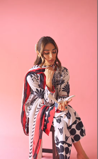 Printed Lawn Co-Ord Set with Printed Scarf