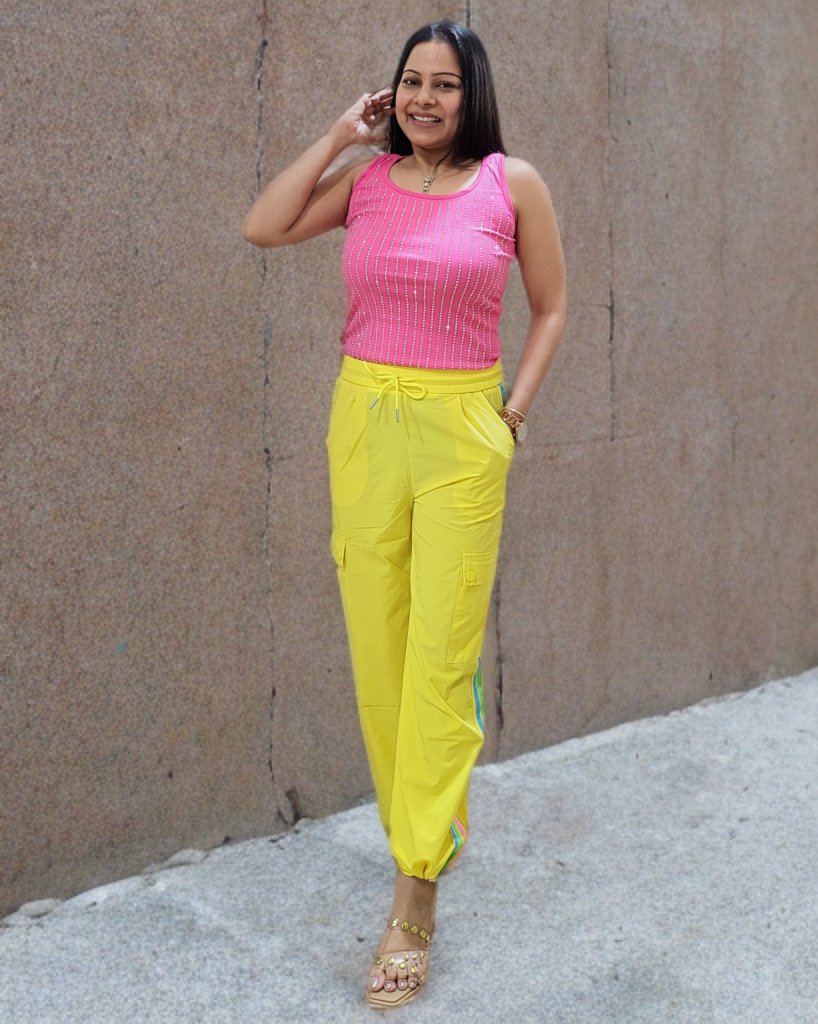 Women Relaxed Fit Balloon Joggers With Multicoloured Strips