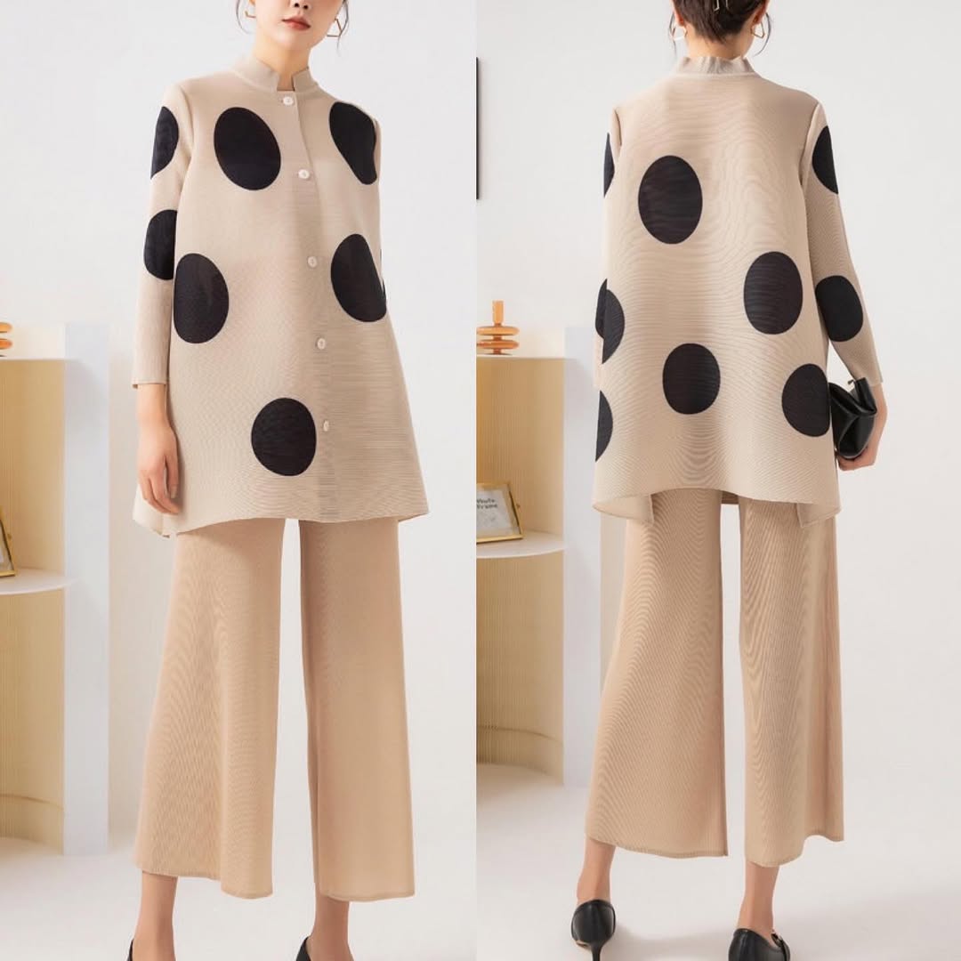 Pleated Polka Dot Top And Wide Leg Pant Set