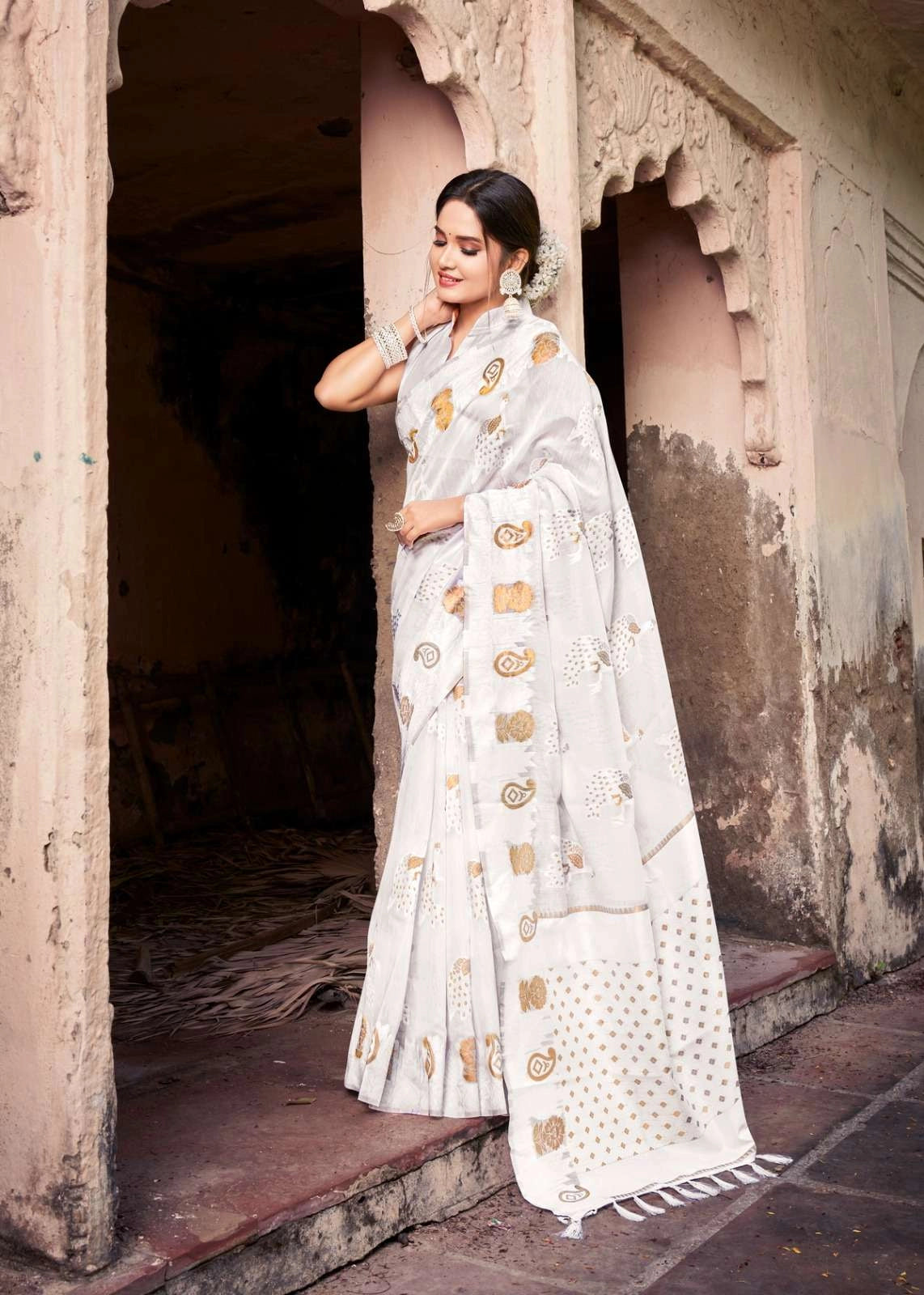 Designer White Banarasi Silk Saree