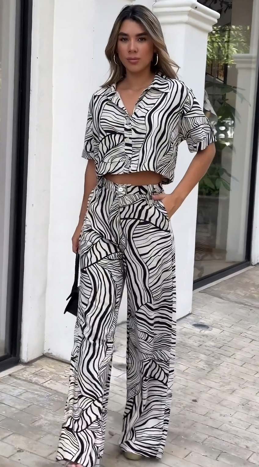 Zebra Pattern : Trendy Two-Piece Co-Ord Set with Crop Top and Wide Leg Pant