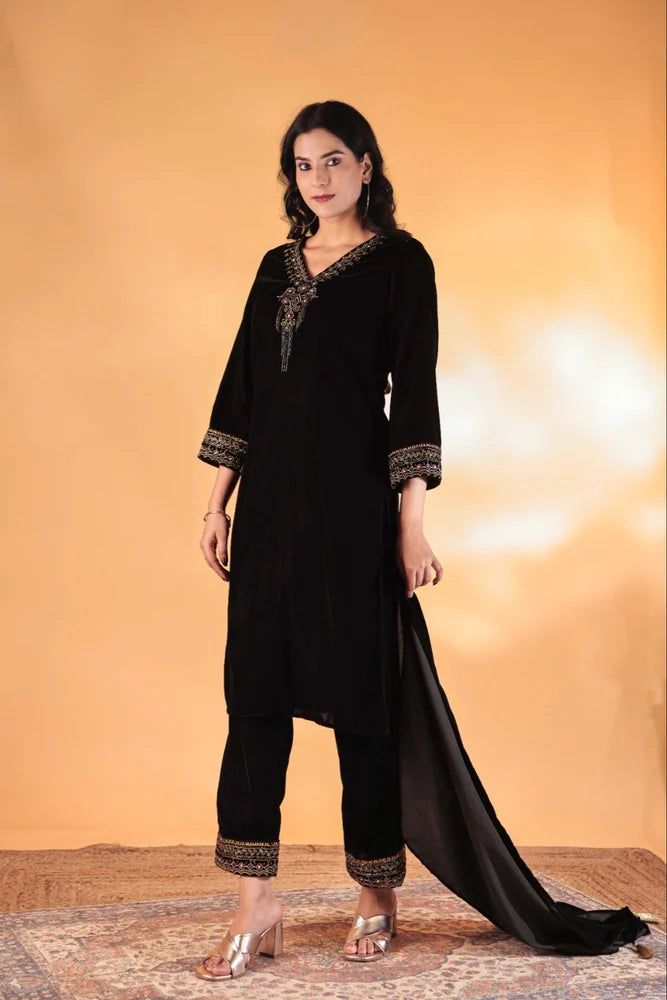 Black designer Suit Set with dupatta