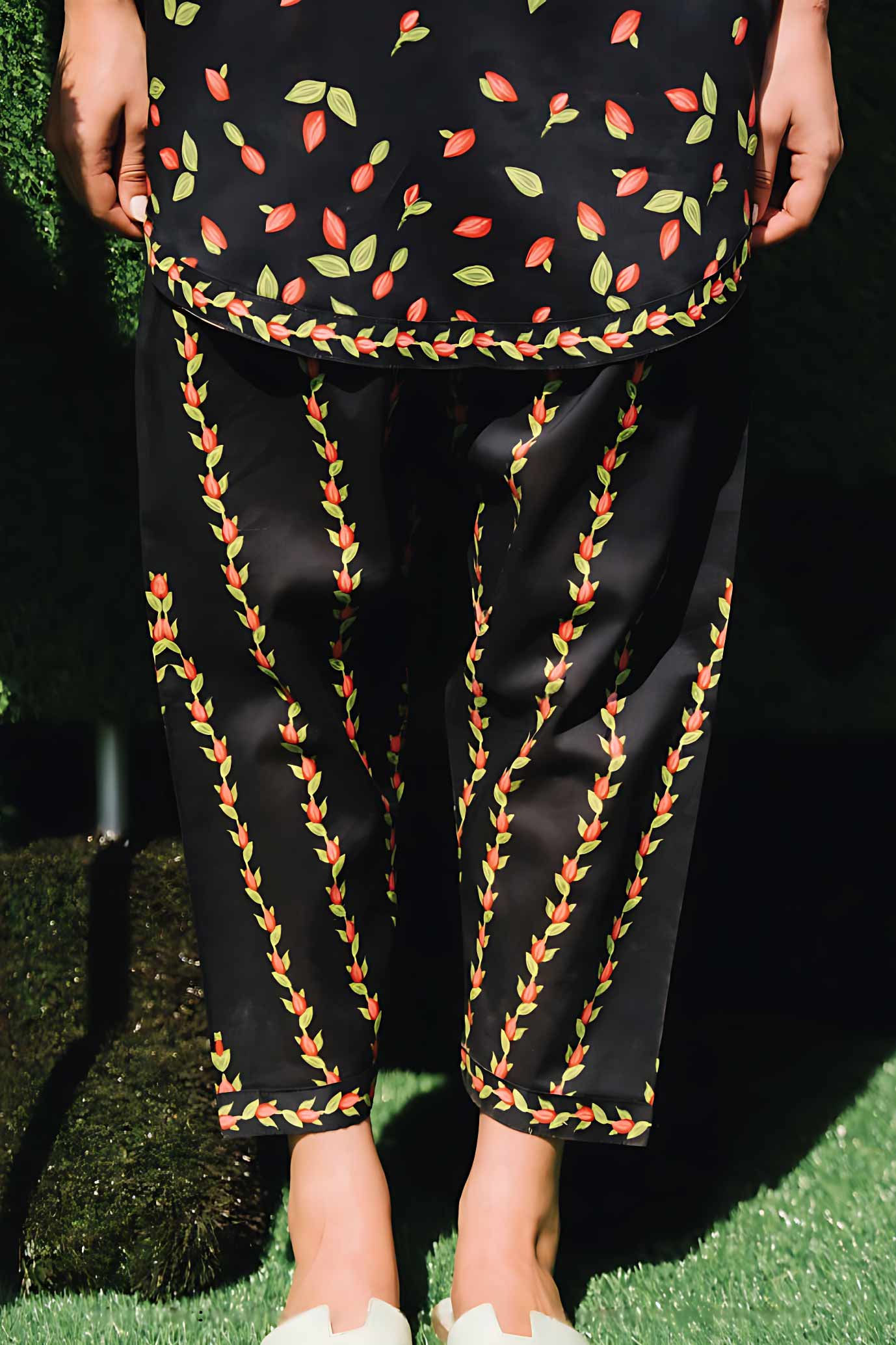 Hoor Embroidery Designer Co- Ord Set